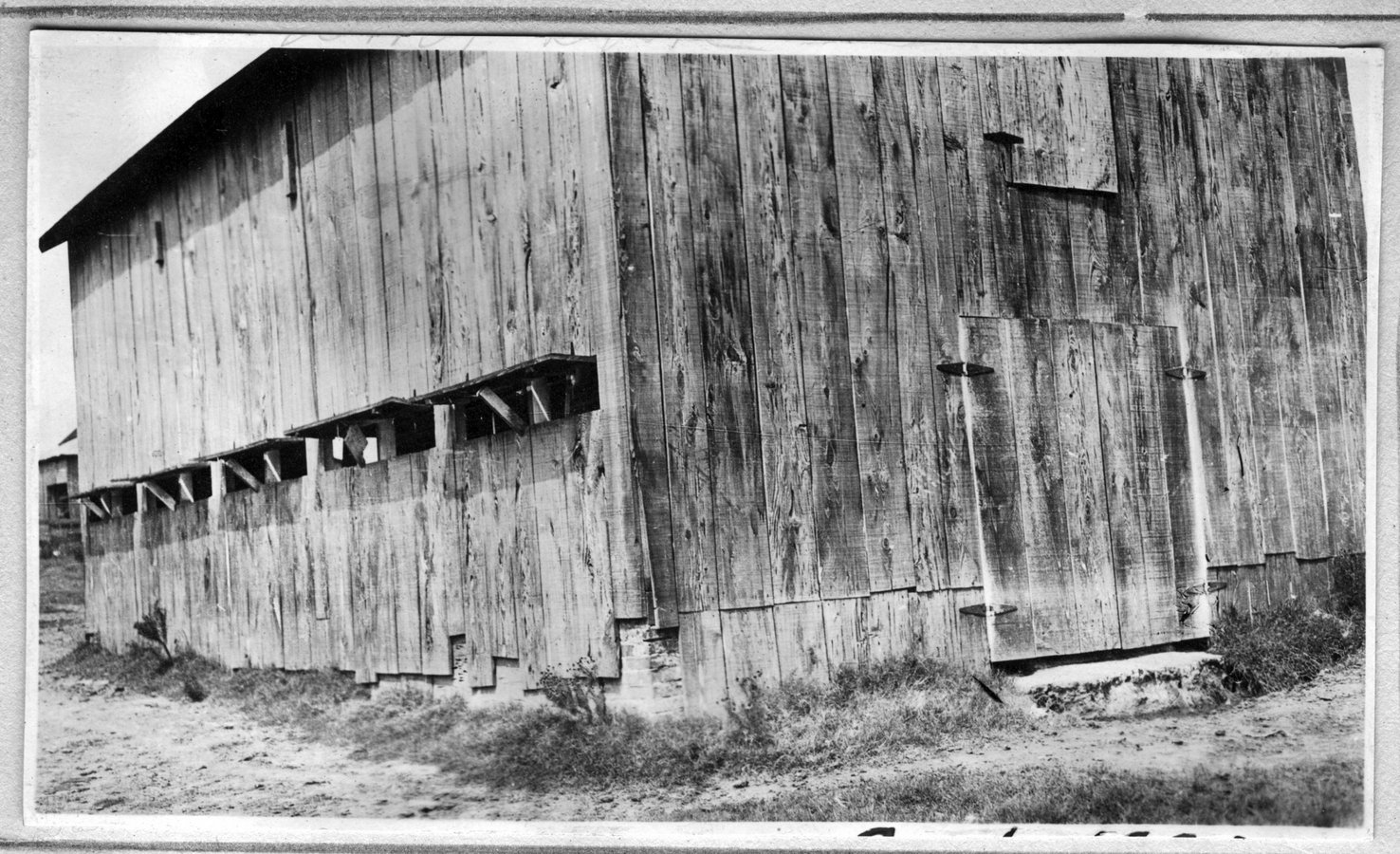 003~W. M. P. Droke Barn Aug 1920.jpg